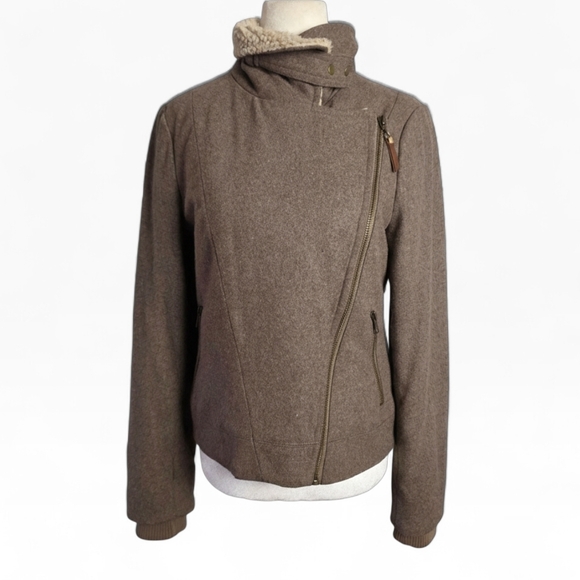 Gentle Fawn Brown and Cream Teddy Jacket - Picture 2 of 13